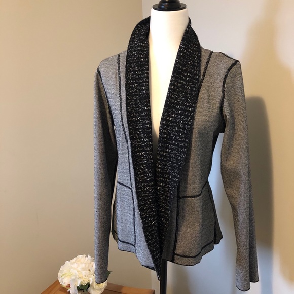 NWOT & it’s Reversible! - Picture 3 of 5